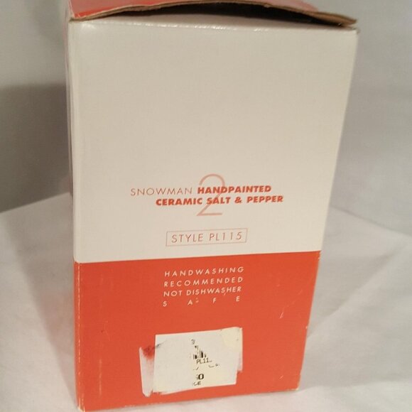 The Cellar Macy's Christmas Snowman Salt & Pepper Shakers Handpainted Style PL11 - Picture 9 of 9